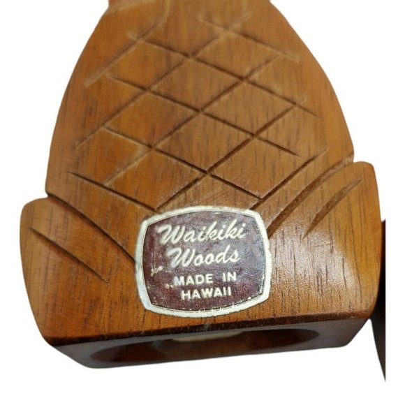 Monkey Pod Wood Pineapple Salt & Pepper Shakers Hawaii Waikiki Woods - Picture 6 of 7